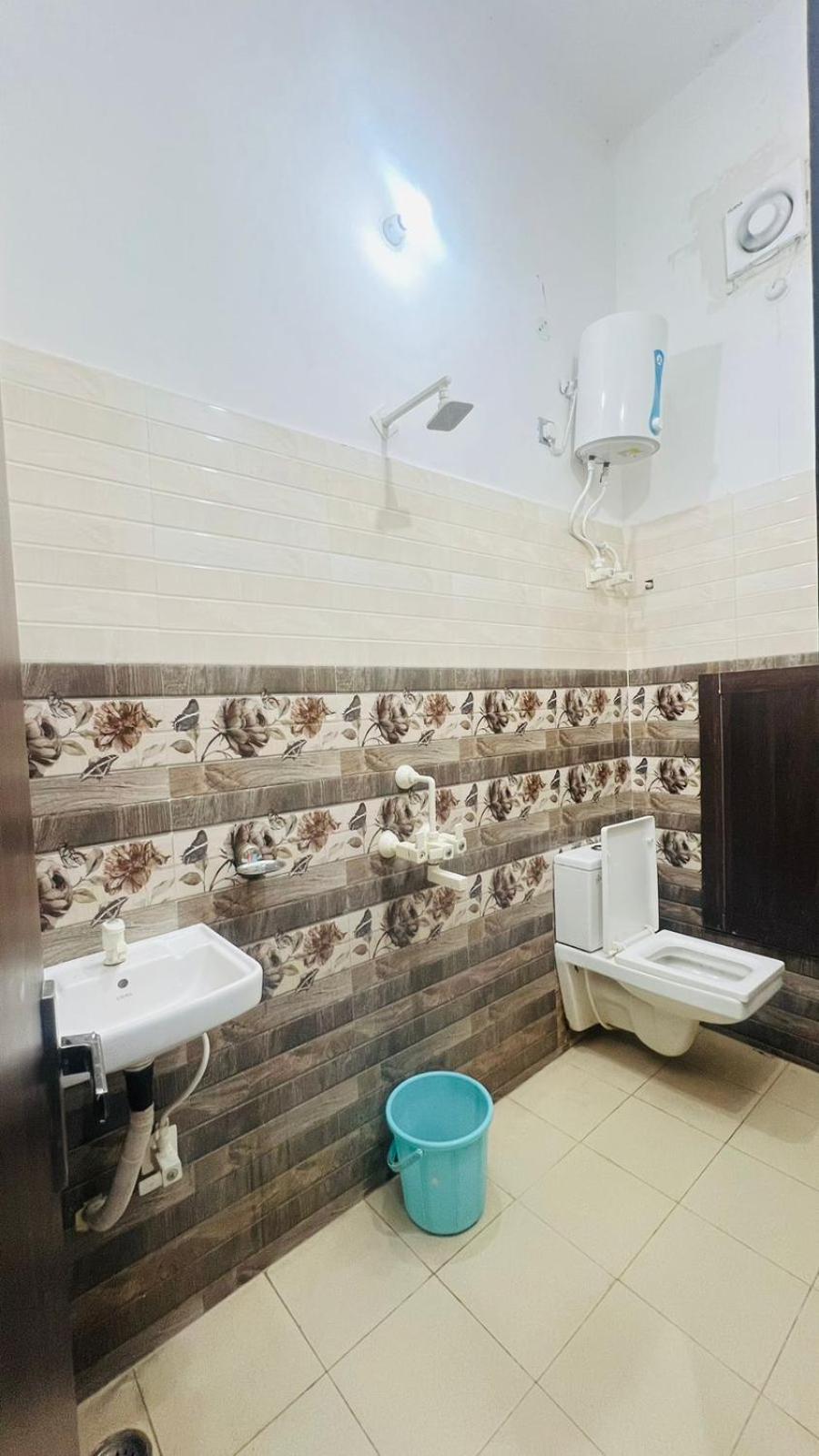 Hotel Rudra Inn , Near Railway And Bus Station , Shree Krishna Janambhoomi At 6 Min Distance , Free Parking Mathura Exterior foto